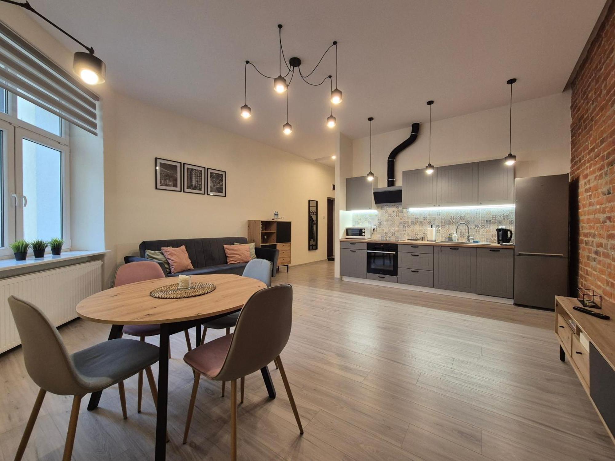 Duzy Komfortowy Apartament W Samym Centrum Przy Manufaktura I Piotrkowska, Blisko Zoo, Fala Apartman Łódź Kültér fotó